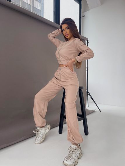 Женский модный прогулочный костюм брюки-джоггеры и короткий жакет LI8893 цвет бежевый, размер 42/44 | Зображення 2