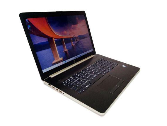 Ноутбук Б-класс HP Pavilion 17 by0063cl / 17.3" (1600x900) TN Touch / Intel Core i7-8550U (4 (8) ядра по 1.8 - 4.0 GHz) / 16 GB DDR4 / 256 GB SSD NVMe / Intel UHD Graphics 620 / WebCam б/у | Зображення 2