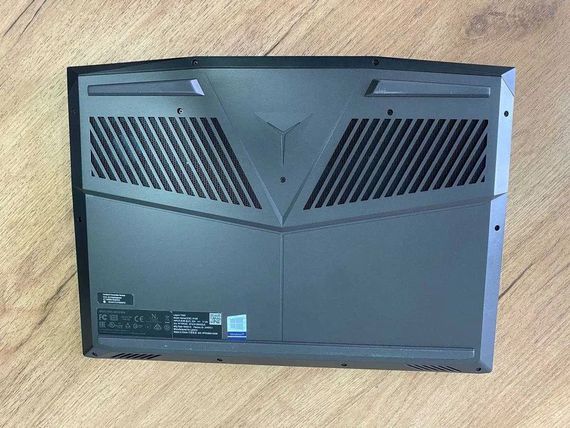 Ноутбук Lenovo Legion Y545 15.6" FHD IPS i7 9750H 16Gb/SSD 2Tb/GTX1660Ti-6Gb | Зображення 12