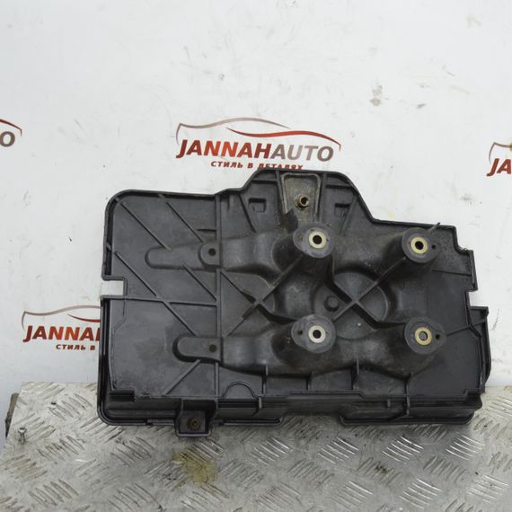 Підставка акумулятора Volkswagen Golf IV 1997-2005 Ящик акб Фольксваген Гольф 4 1J0915333 | Зображення 1