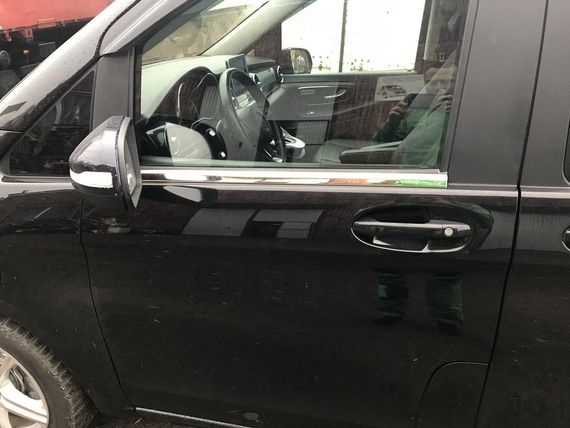 Нижние молдинги стекол (2 шт., нерж) OmsaLine - Итальянская нержавейка для Mercedes Vito / V W447 2014-2024 гг | Зображення 3