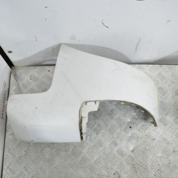 Накладка заднього бампера правий Peugeot Partner II 2008-... Клик заднього бампера Пежо Партнер 2 9682044477 | Зображення 1