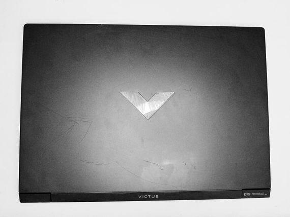 Игровой ноутбук Б-класс HP Victus Gaming 15-fb / 15.6" (1920x1080) IPS / AMD Ryzen 5 5600H (6 (12) ядра по 3.3 - 4.2 GHz) / 16 GB DDR4 / 512 GB SSD NVMe / AMD Radeon RX 6500M, 4 GB GDDR6, 64-bit / WebCam б/у | Зображення 2