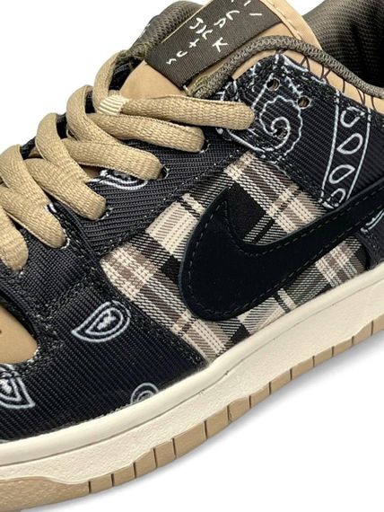 Кросівки жіночі SB Dunk Low Travis Scott W | Зображення 6