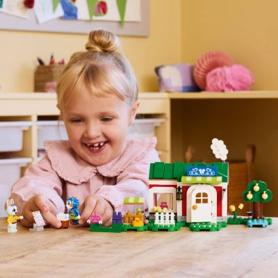 Конструктор LEGO Animal Crossing Магазин одежды, принадлежащий Able Sisters (77055) | Зображення 6