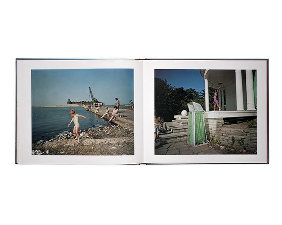 Книга легендарные фотографы современности Мартин Парр Martin Parr "The Last Resort" книги по фотографии | Зображення 1