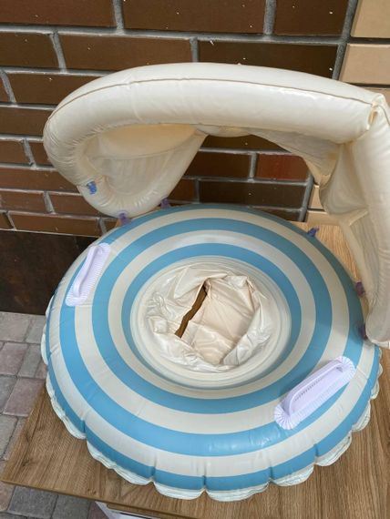 Надувне коло з трусиками та дахом для захисту від сонця Блакитна полоса | Зображення 2