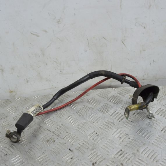 Клема акумулятора плюс Volkswagen Passat B6 Golf V 2005-2010 Провід АКБ плюсовий Фольксваген 1K0971228L