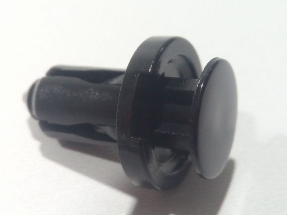 Пістон кріплення бампера Honda/Nissan/Subaru (11400) (0155309241)