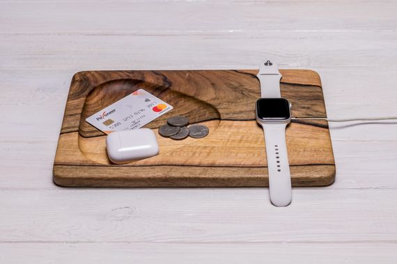 Аксесуар для часів «Play iWatch» з персоналізацією