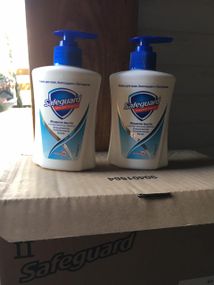 🛡️ Safeguard 🧼 Рідке мило з антибактеріальним ефектом 💧 «Класичне Осяйно Біле» 🌟 225 мл