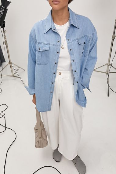 Джинсова вільна сорочка зі смугастими вставками - блакитний цвет, ONE SIZE (є розміри)