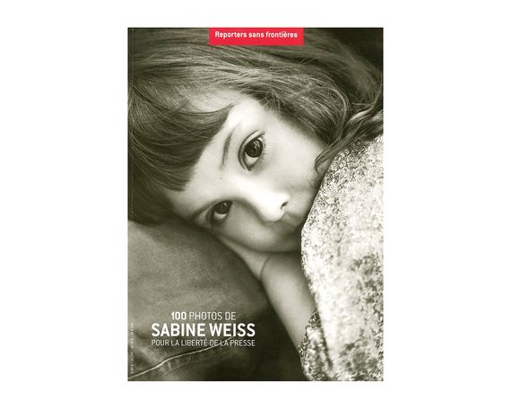 Книга по фотографии Сабина Вайс Sabine Weiss "100 photos de Sabine Weiss pour la liberté de la presse" Б/У