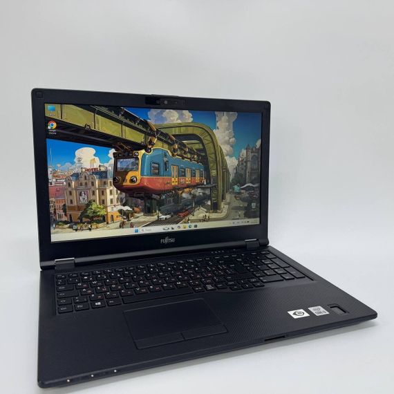 Ноутбук Fujitsu LifeBook E5510 / 15.6" (1920x1080) IPS / Intel Core i3-10110U (2 (4) ядра по 2.1 - 4.1 GHz) / 8 GB DDR4 / 256 GB SSD / Intel UHD Graphics / WebCam б/у + Подарок Мышка и коврик | Зображення 1