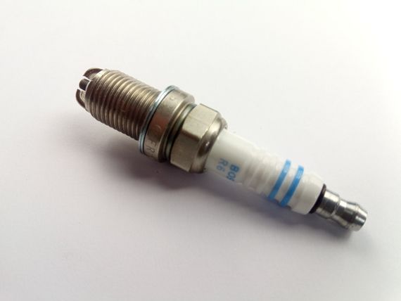 Свічка запалювання BOSCH SUPER PLUS FR6KDC +53 (0242240648) SMART | Зображення 1