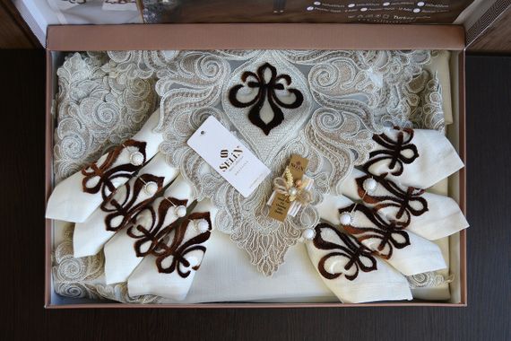 Льняная скатерть с ранером Selin Cinar Set 160×300+12 салфеток кремовая | Зображення 2