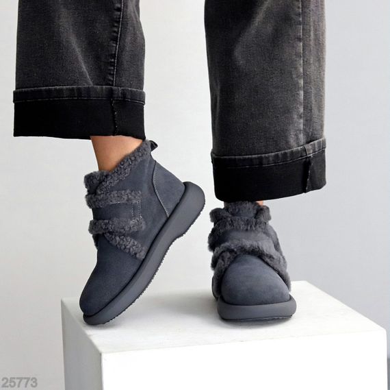 Удобные теплые замшевые зимние серые ботинки на липучке | Зображення 6
