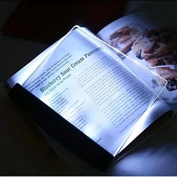Компактна LED-панель для підсвічування книг з живленням від батарейок AAA | Зображення 1
