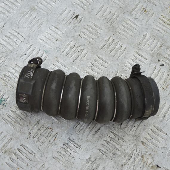 Патрубок інтеркулера 1.5 DCI Renault Clio III 2005-2012 Трубка шланг повітря Рено Кліо 3 MANC01014-05