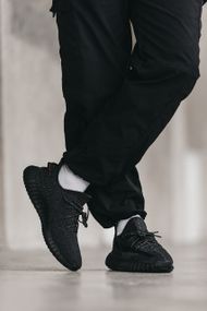 Кросівки Yeezy Boost 350 v2 Black , В'єтнам 0156 44