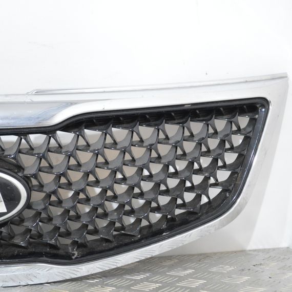 Решітка радіатора Kia Sportage III 2013-2015 рестайлінг Решітка переднього бампера Кіа Спортейдж 3 863523U500 | Зображення 3