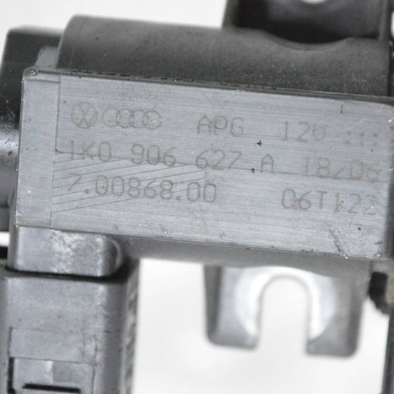 Клапан управління турбіною Audi A3 A4 TT 1.9 2.0 TDI Ауді А3 А4 ТТ 1K0906627A | Зображення 2
