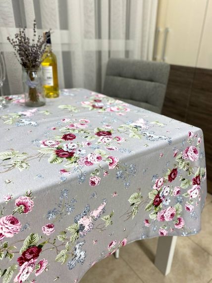 Скатертина тифлонова водовідштовхувальна 120 х 175 рожеві бутони | Зображення 2