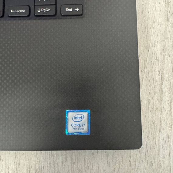 Ігровий ноутбук Б-клас Dell XPS 15 9560 / 15.6" (3840x2160) IPS Touch / Intel Core i7-7700HQ (4 (8) ядра по 2.8 - 3.8 GHz) / 8 GB DDR4 / 256 GB SSD / nVidia GeForce GTX 1050, 4 GB GDDR5, 128-bit / WebCam б/в | Зображення 3