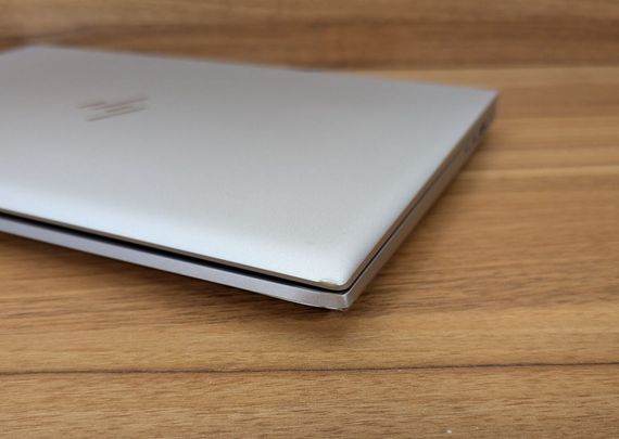 Ультрабук Б-класс HP EliteBook 840 G8 / 14" (1920x1080) IPS / Intel Core i7-1185G7 (4 (8) ядра по 3.0 - 4.8 GHz) / 16 GB DDR4 / 512 GB SSD / Intel Iris Xe Graphics / WebCam / TouchID / Windows 10 б/у | Зображення 3