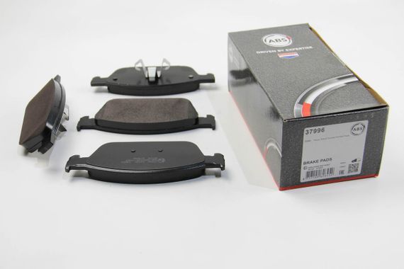 Колодки передні гальмівні FORD FOCUS III Sedan/Tourier (04/11-) дискові, ABS (37996) | Зображення 2