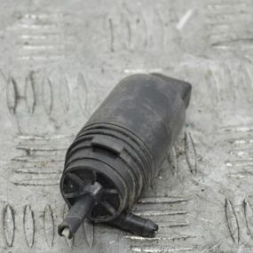 Насос омивача скла BMW E36 E39 E60 E64 E65 E90 F30 X3 2003-2010 Мотор склоомивача БМВ 67128377612