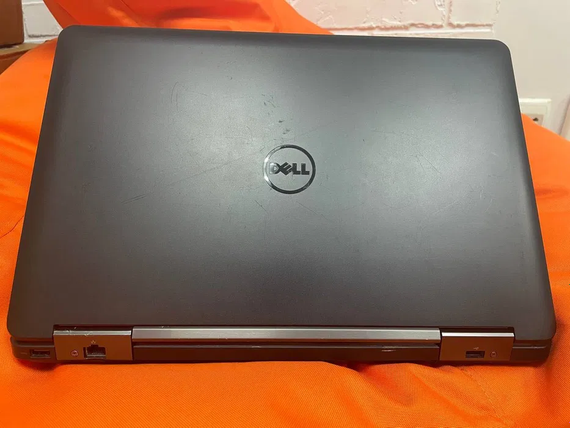 Игровой ноутбук Dell E5540 15.6" HD | Intel i7 | 8GB | 240GB | Nvidia GT 720M | Зображення 6