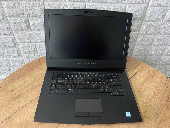 Ноутбук Alienware 15 R3 15.6"FHD/IPS/i7 7700HQ/16Gb/SSD512NVMe/GTX1070-8Gb | Зображення 3