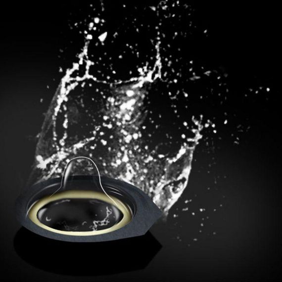 Набор презервативов с повышенным количеством смазки и ребрышками Red 0.02 мм (в упаковке 12 шт) Sex Aura | Зображення 1