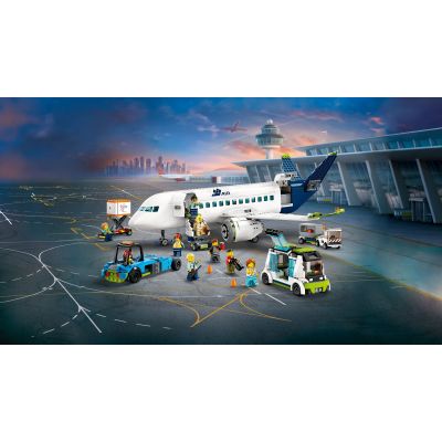 Конструктор LEGO City Пасажирський літак 913 деталей (60367) | Зображення 8
