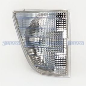 Поворотник правый белый Mercedes Benz Sprinter 95-00 (без патрона), Wender Parts, M 901 820 0221,