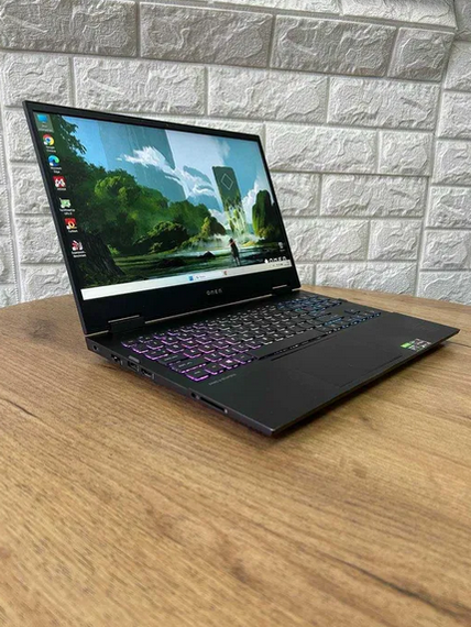 Ноутбук HP Omen 15 en1013dx 15,6" 144Hz Ryzen 7 5800H 16Gb SSD 512Gb RTX 3060  Б/В | Зображення 3