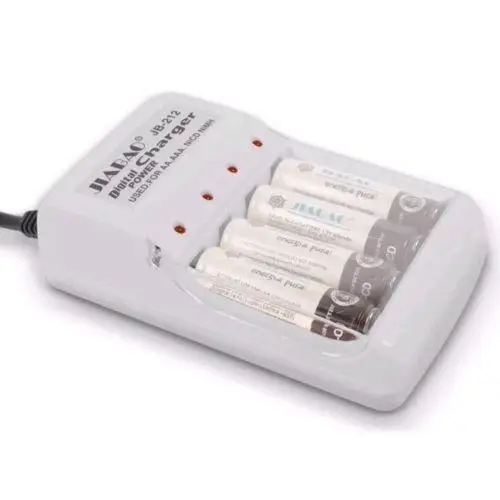 Зарядний пристрій Jiabao Digital Charger JB-212 100 мА/4 з ААА акумуляторами | Зображення 1