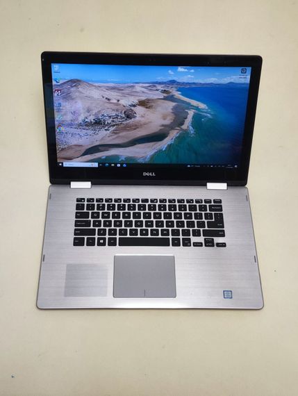 Ноутбук-трансформер Б-класс Dell Inspiron 15 7579 2-in-1 / 15.6" (1920x1080) IPS Touch / Intel Core i5-7200U (2 (4) ядра по 2.5 - 3.1 GHz) / 8 GB DDR3 / 256 GB SSD / Intel HD Graphics 620 / WebCam б/у | Зображення 1