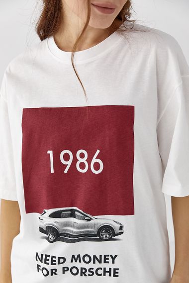 Жіноча футболка з принтом Porsche - білий цвет, ONE SIZE (є розміри) | Зображення 3