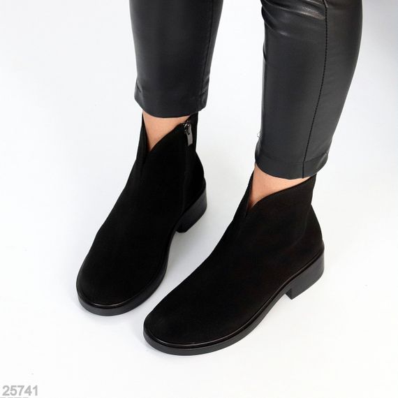 Практичні універсальні чорні зимові черевики замшеві низький хід | Зображення 4