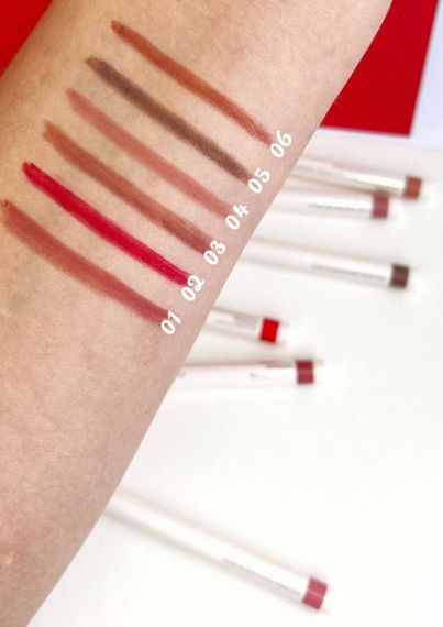 Автоматический карандаш для губ Farmasi 01 Cool Mauve 0,35 г | Зображення 3