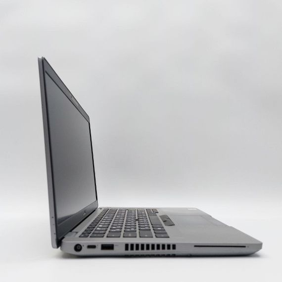 Ультрабук Б-класс Dell Latitude 5411 / 14" (1920x1080) IPS / Intel Core i7-10850H (6 (12) ядер по 2.7 - 5.1 GHz) / 16 GB DDR4 / 256 GB SSD / UHD Graphics / WebCam б/у | Зображення 3