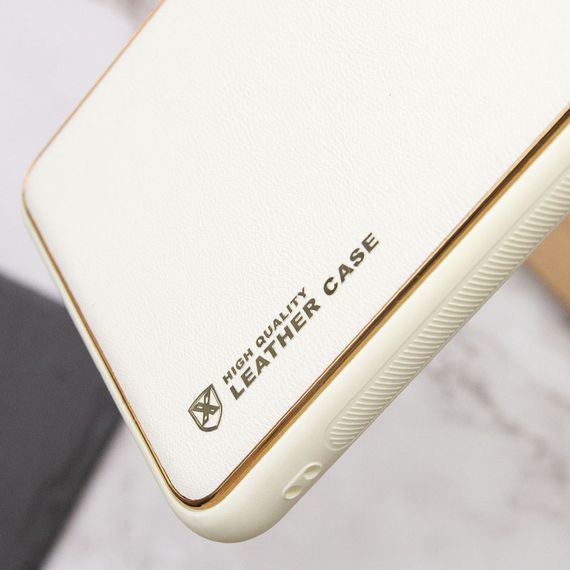 Шкіряний чохол Xshield для Samsung Galaxy A04s Білий / White | Зображення 2