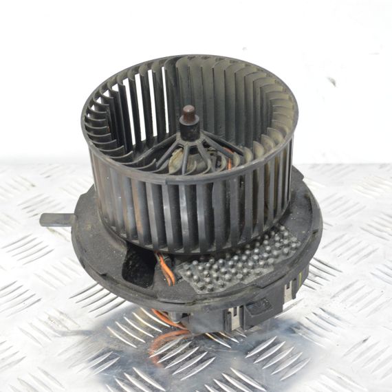 Вентилятор пічки Volkswagen Passat B6 Golf V 2003-2010 Резистор повітродувки Фольксваген Пассат Гольф 3C0907521