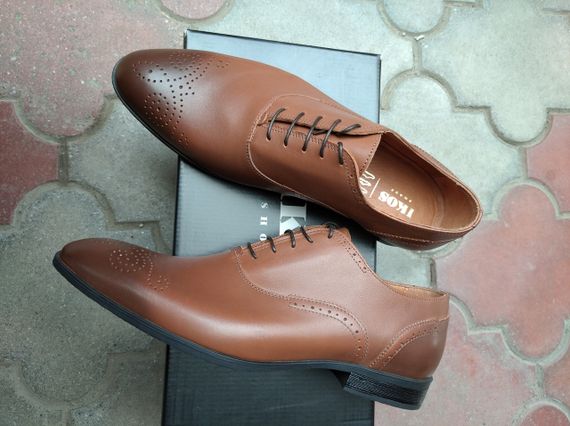 Стильні та зручні туфлі броги рудого кольору Ikos 41 розмір