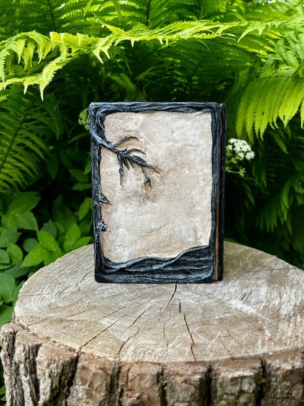 Блокнот A5 з епоксидної смоли "Ворон і Місяць" — готичний записник у стилі фентезі | Зображення 1