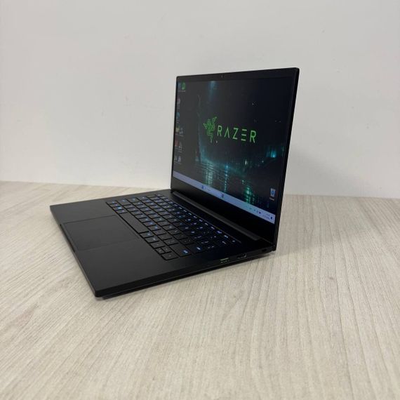 Ігровий ультрабук Razer Blade 14 RZ09-0427 / 14" (2560x1440) IPS / AMD Ryzen 9 6900HX (8 (16) ядер по 3.3 - 4.9 GHz) / 16 GB DDR5 / 512 GB SSD NVMe / nVidia GeForce RTX 3070 Ti, 8 GB GDDR6, 256-bit / WebCam б/в | Зображення 3