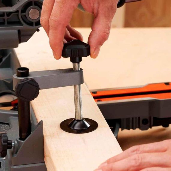Пила торцювальна мережева BLACK+DECKER BES702 | Зображення 7