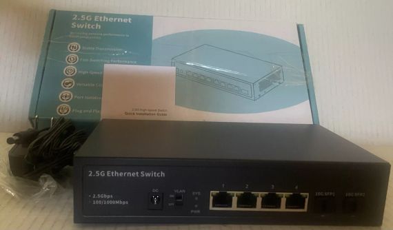 Високошвидкісний комутатор Ethernet 2.5G (ig204 v1)